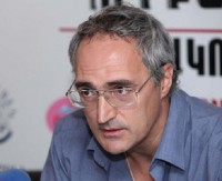Տիգրան Խզմալյան, կինոռեժիսոր