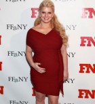 Jessica Simpson gives birth to a Knute little boy