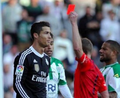 Cristiano Ronaldo gets sent off for kicking opponent, isn’t bothered