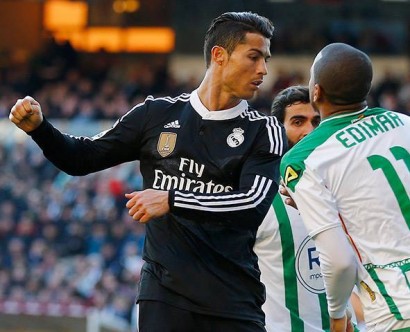 Cristiano Ronaldo apologies for red card and says he's 'living a complicated personal situation'