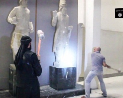 ISIS thugs take a hammer to civilisation: Priceless 3,000-year-old artworks smashed to pieces in minutes as militants destroy Mosul museum