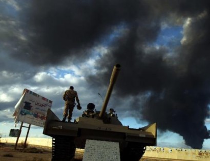 Libya oil fields of Bahi and Mabruk 'seized by militants'