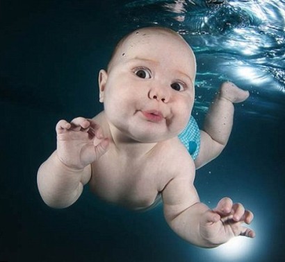 Լուսանկարիչը պատկերել է առաջին անգամ ջրի տակ հայտնված փոքրիկներին