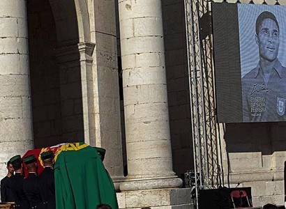 Останки футболиста Эйсебио захоронены в Национальном пантеоне Португалии