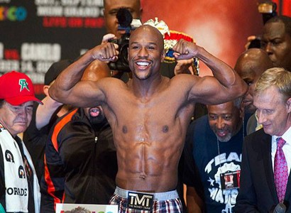 Floyd Mayweather may be stripped of WBO belt won from Manny Pacquiao