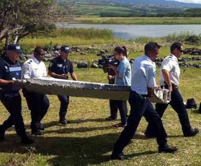 MH370: Boeing officials think Reunion debris could be from 777, source says