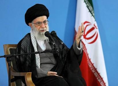Лидер Ирана запретил переговоры с США