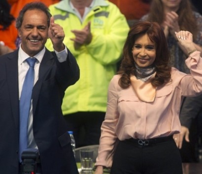 Argentinian president Cristina Fernandez de Kirchner's dancing goes viral