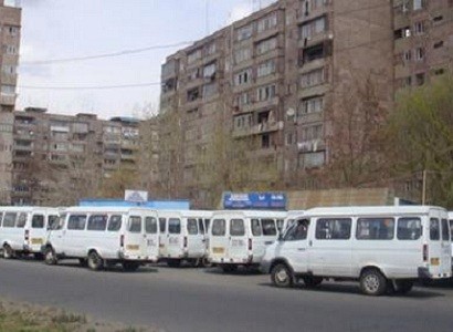 С областей поступают сообщения: граждане не могут добраться до Еревана