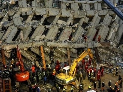 На Тайване закончился поиск жертв мощного землетрясения