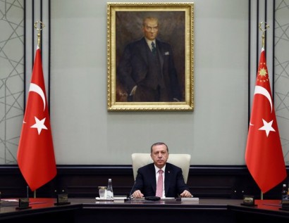 Erdoğan: Tüm ülkede 3 ay süreyle olağanüstü hal ilan edildi