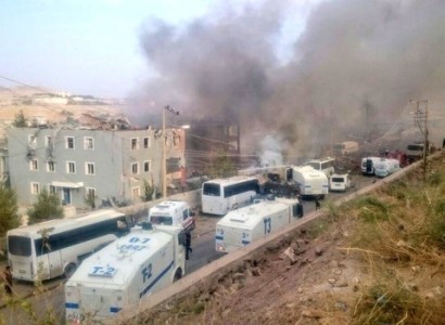 Здание управления полиции в турецком Джизре полностью разрушено взрывом