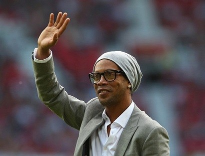Ronaldinho set to retire from professional football