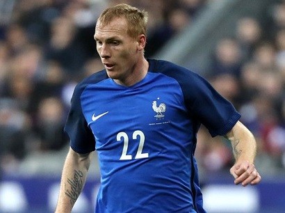 Французский защитник Матье объявил о завершении международной карьеры