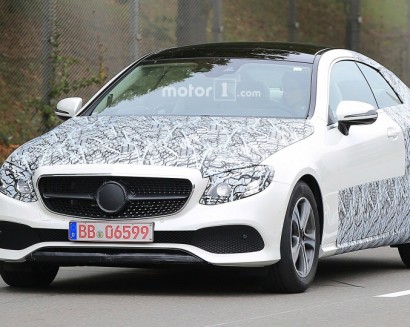 2018 Mercedes E-Class Coupe loses some of the camo