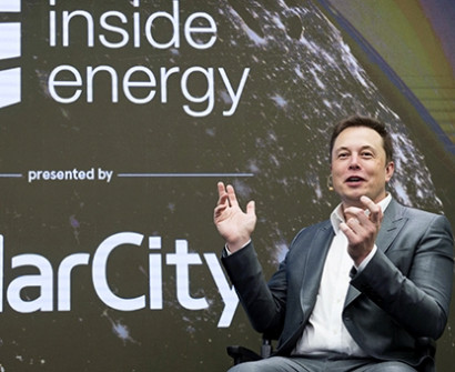Elon Musk just unveiled Tesla's solar roof and new Tesla Energy products