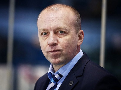 Тренер клуба КХЛ дал пресс-конференцию за 6 секунд