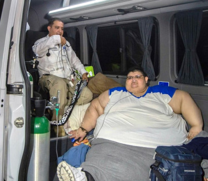 Самый толстый мужчина в мире поправился еще на 85 кг