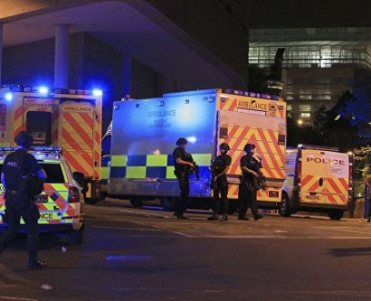 Тереза Мэй назвала взрыв в Манчестере ужасающим террористическим актом