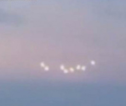 Մի խումբ ՉԹՕ-ներ՝ Օնտարիո լճի վրա
