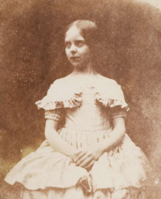 Էլա Թերեզա Թալբոթ․ լուսանակրչի դուստրը․ 1884թ․