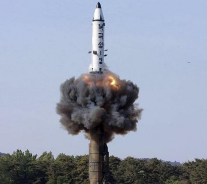 СМИ: КНДР провела новый пуск баллистической ракеты