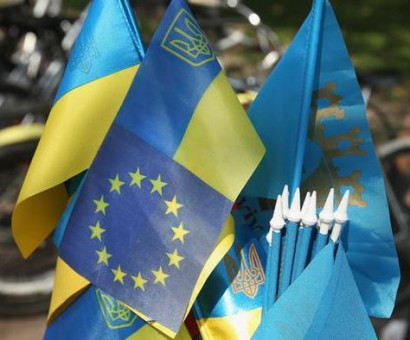 Ukraine: Council adopts EU-Ukraine association agreement