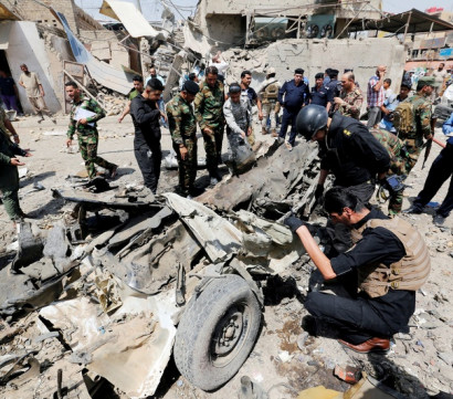 Car bomb kills eight in eastern Baghdad market: medics