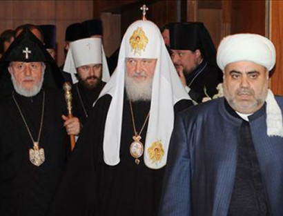 Духовные лидеры Армении и Азербайджана хотят обсудить в Москве Карабах