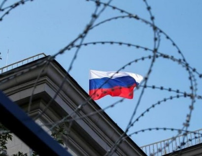 Australia has extended sanctions against Russia