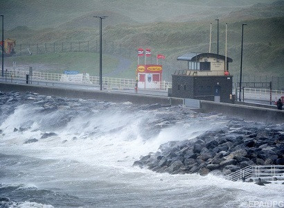 В Ирландии возросло количество жертв урагана Офелия