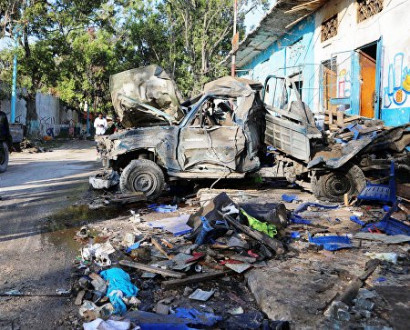 Число жертв взрыва в отеле в Могадишо выросло до 25 человек