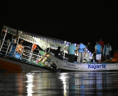 Հնդկաստանում զբոսաշրջիկների տեղափոխող նավակ է ջրասույզ եղել. 19 մարդ զոհվել է