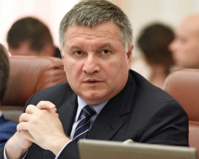 Аваков заявил, что Минские соглашения «мертвы»