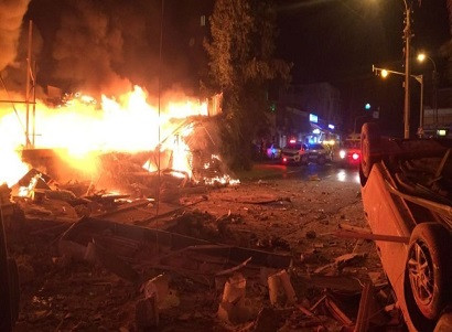 Explosion kills 4, collapses building in central Israel