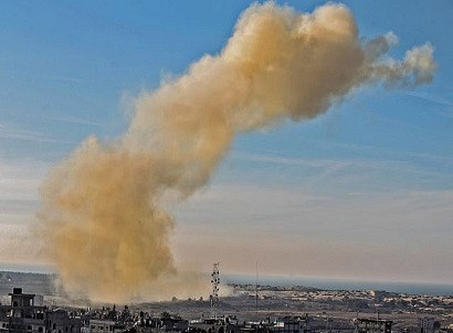 Sirens blare repeatedly as at least two rockets launched from Sinai