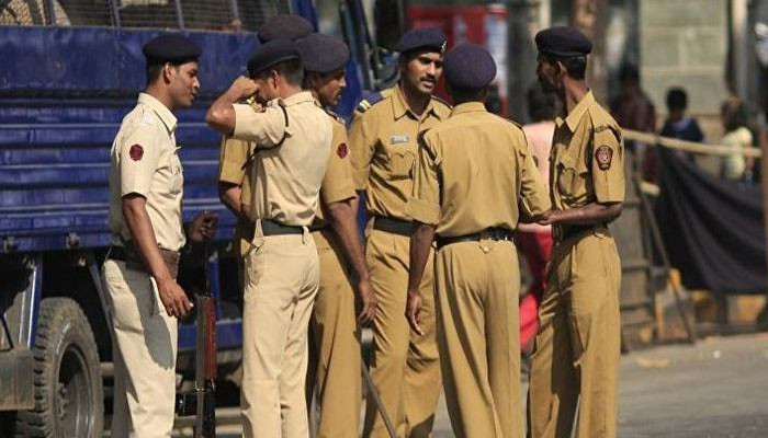 В Индии сотрудник полиции открыл огонь по сослуживцам