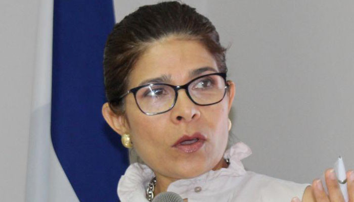 Honduran helicopter crash kills six, including president's sister