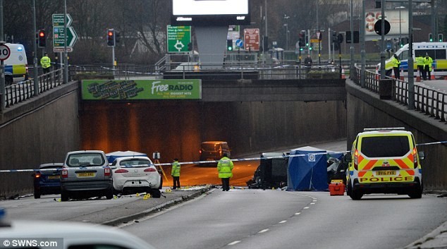 Մեծ Բրիտանիայում զանգվածային վթարի հետևանքով 6 մարդ է մահացել