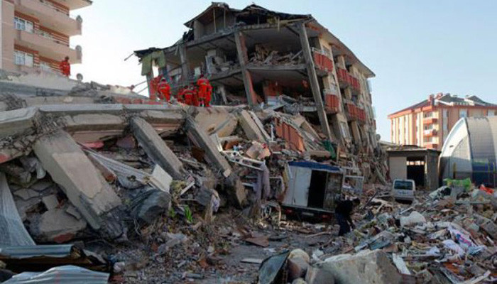 Землетрясение в Иране: 97 пострадавших, один человек погиб