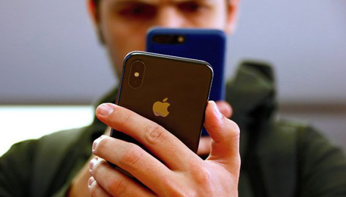 Apple засудят за тайное замедление iPhone