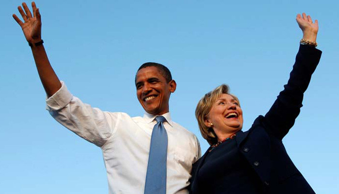 Американцы назвали Обаму и Клинтон самыми достойными людьми года