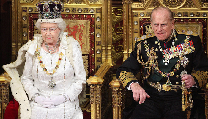 СМИ: камни британской монаршей короны прятали в банке от печенья во время Второй мировой