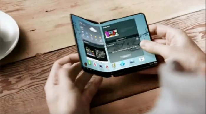 Samsung рассекретил гнущийся смартфон
