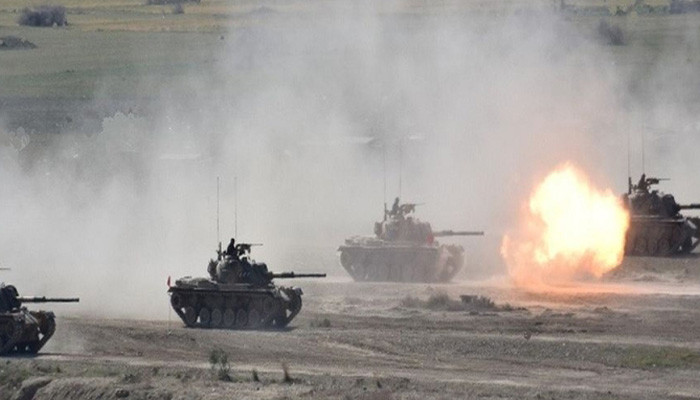 Курды уничтожили турецкий танк в Алеппо