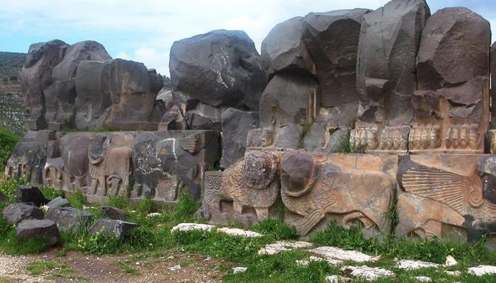 Syrian government says Turkish shelling damaged ancient temple