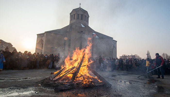 Փետրվարի 14-ին Առաքելական Եկեղեցին կնշի Տեառնընդառաջի տոնը