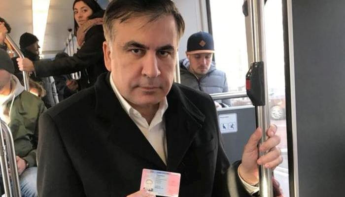 Саакашвили получил голландский паспорт