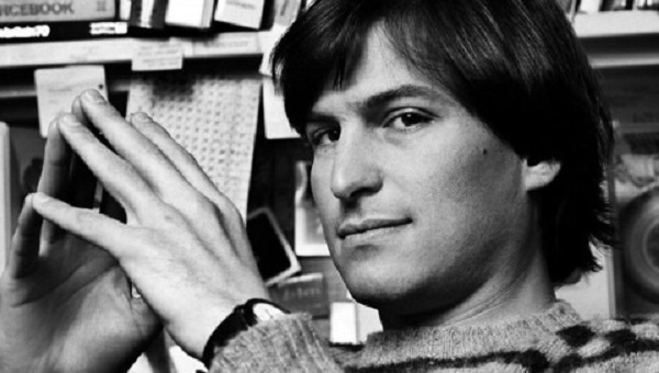 Steve Jobs’s pre-Apple, error-strewn CV could fetch $50,000 at sale