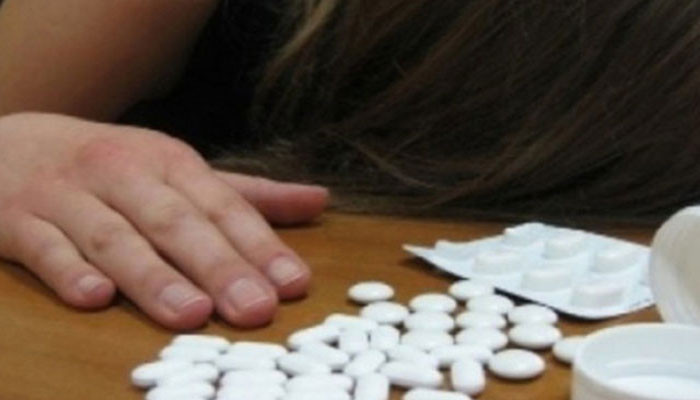 13-ամյա աղջիկը դեղահաբեր ընդունելու միջոցով փորձել է ինքնասպան լինել